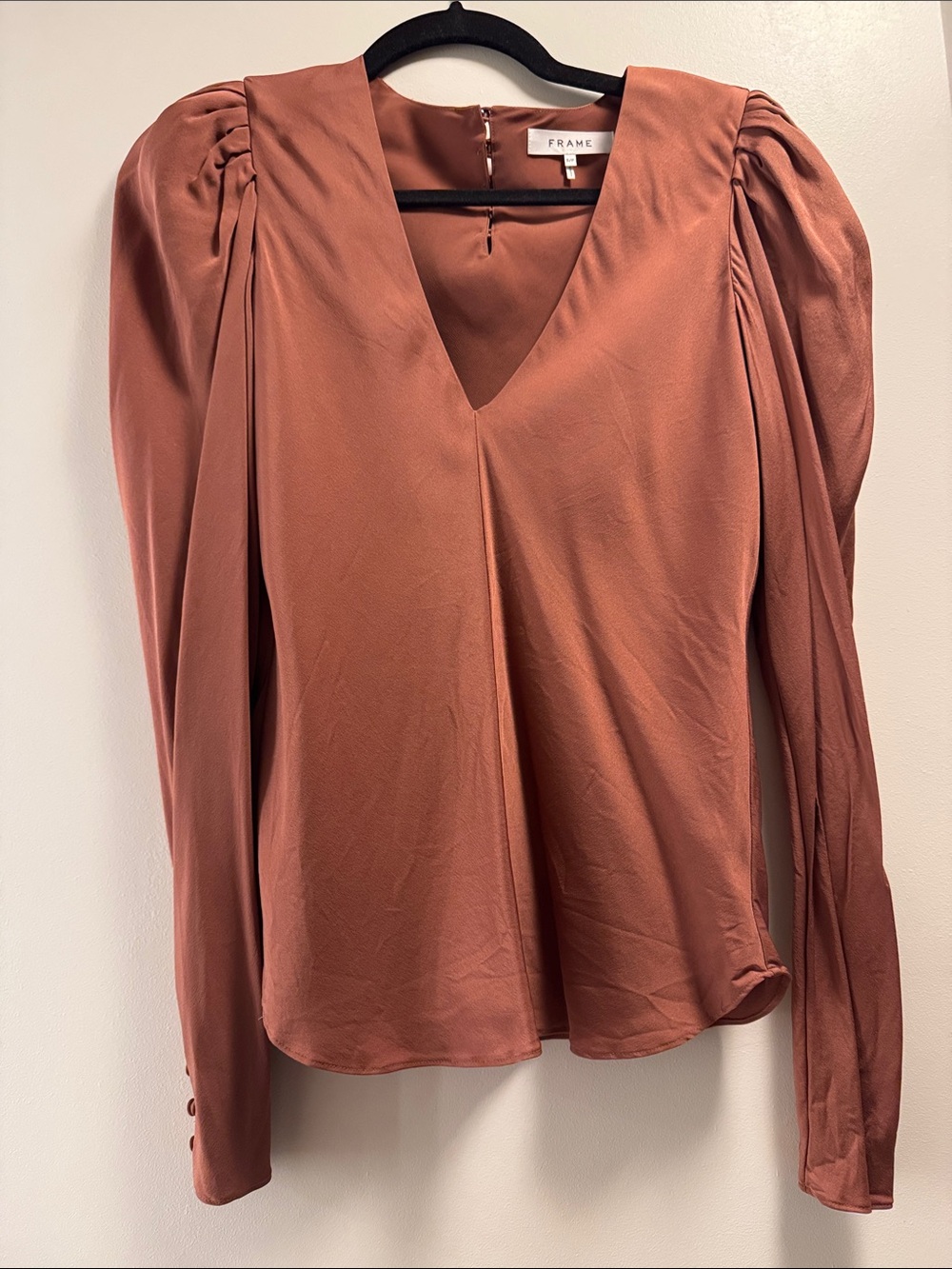FRAME 100% Silk Puffed Sleeve Blouse
